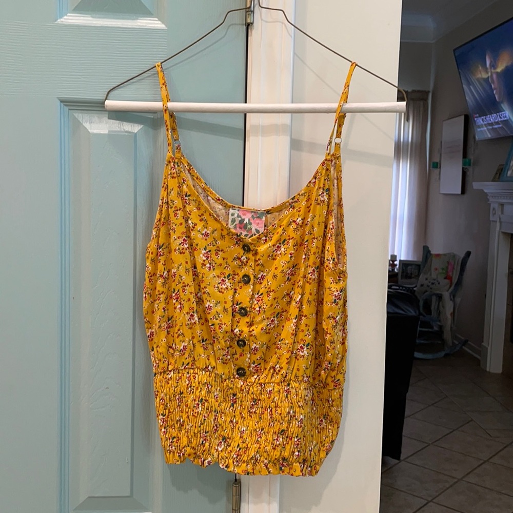 Adorable Summer top